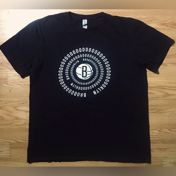 Gildan Other - Gildan Soft Style Mens L T-Shirt Black Brooklyn Nets Logo